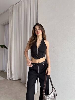 DUALS FERMUARLI SIRT DEKOLTELİ CROP PANTOLON SİYAH TAKIM - MAXMOOR