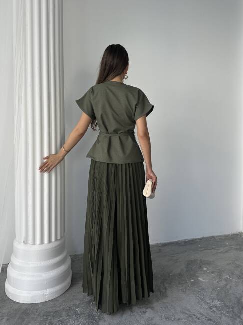 JESERA PİLELİ MAXİ ETEK KUŞAKLI CEKET HAKİ TAKIM - 4