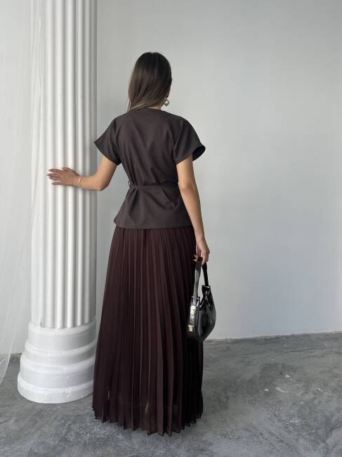 JESERA PİLELİ MAXİ ETEK KUŞAKLI CEKET KAHVERENGİ TAKIM - 4