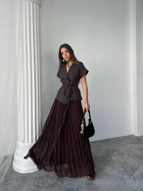 JESERA PİLELİ MAXİ ETEK KUŞAKLI CEKET KAHVERENGİ TAKIM - 5