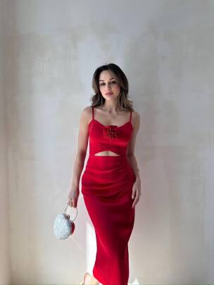 SASEL MİDİ PENCERE DETAYLI SATEN KIRMIZI ELBİSE - MAXMOOR